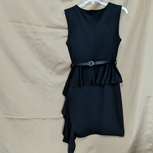 💃Black belted peplum bodycon dress👠 - Picture 4 of 7
